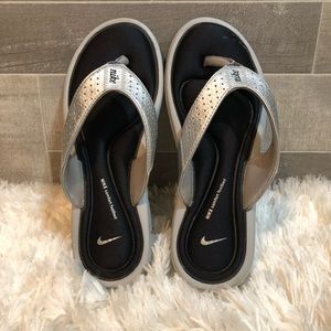 GUC Nike Womens Comfort Sandals US 8